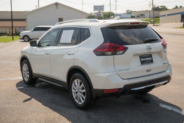 Nissan Rogue  2020