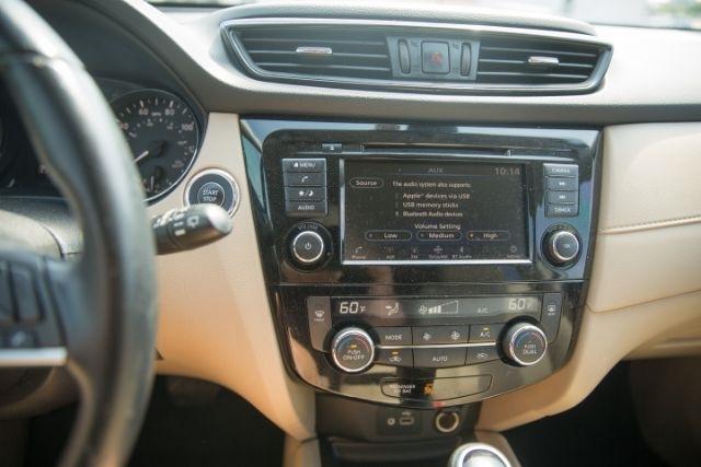Nissan Rogue  2020