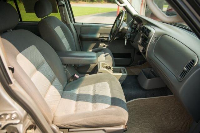 Ford Explorer Sport Trac  2005