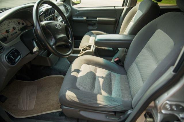 Ford Explorer Sport Trac  2005