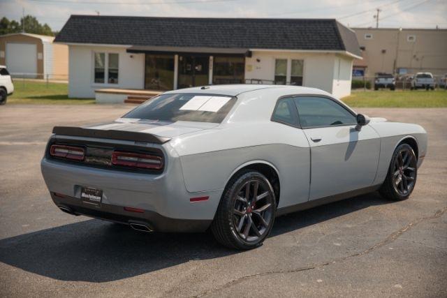 Dodge Challenger  2020