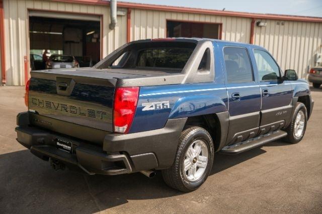 Chevrolet Avalanche  2002