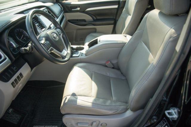 Toyota Highlander  2015