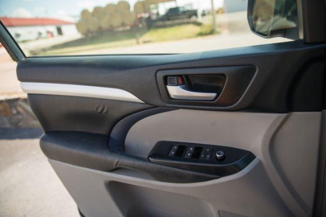 Toyota Highlander  2015