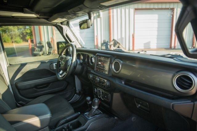 Jeep Wrangler  2019