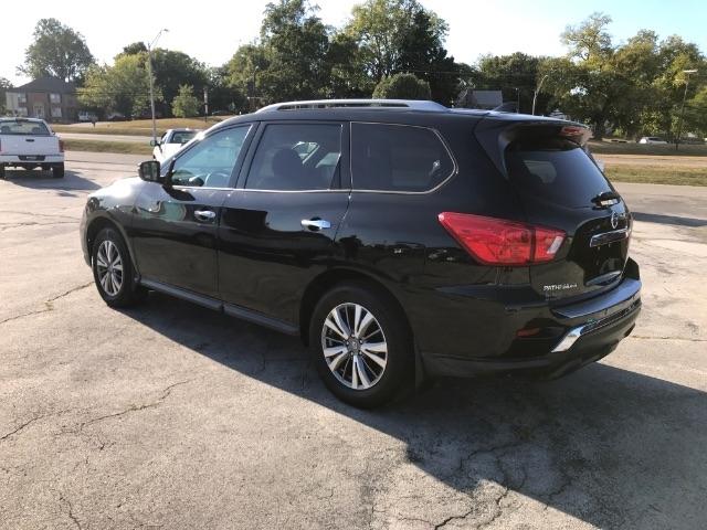 Nissan Pathfinder  2020