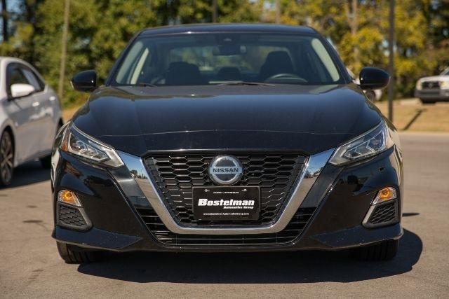 Nissan Altima  2022