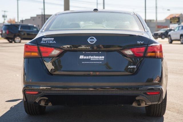 Nissan Altima  2022