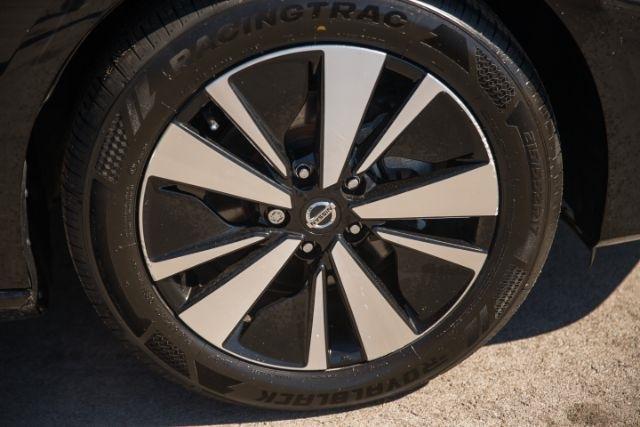 Nissan Altima  2022