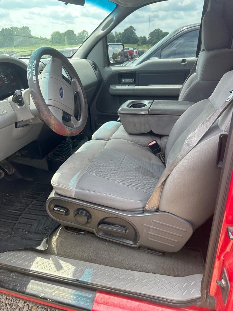 Ford F-150 XLT SuperCab Long Bed 4WD 2005
