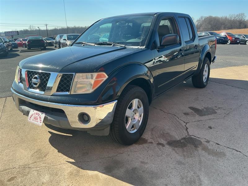 Nissan Frontier LE Crew Cab 2WD 2005