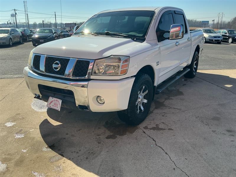 Nissan Titan XE Crew Cab 4WD 2004