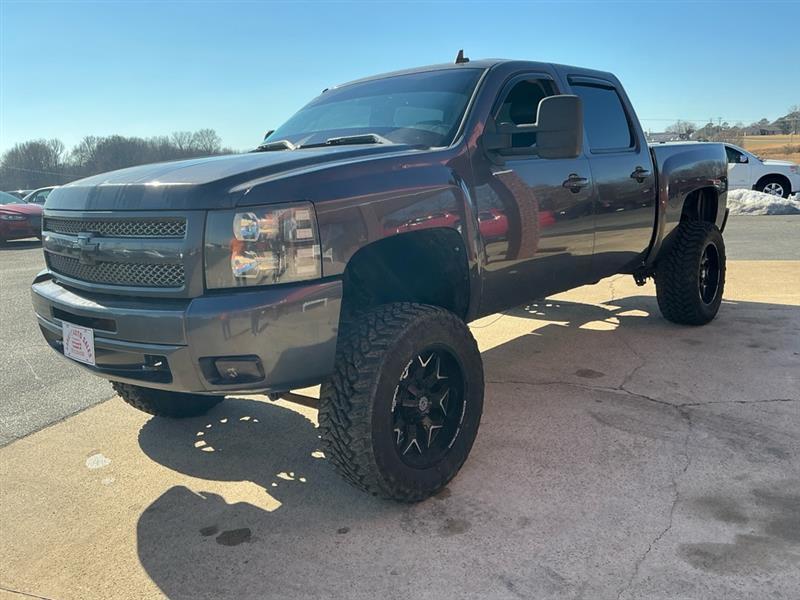 Chevrolet Silverado 1500 LT1 Crew Cab 4WD 2010