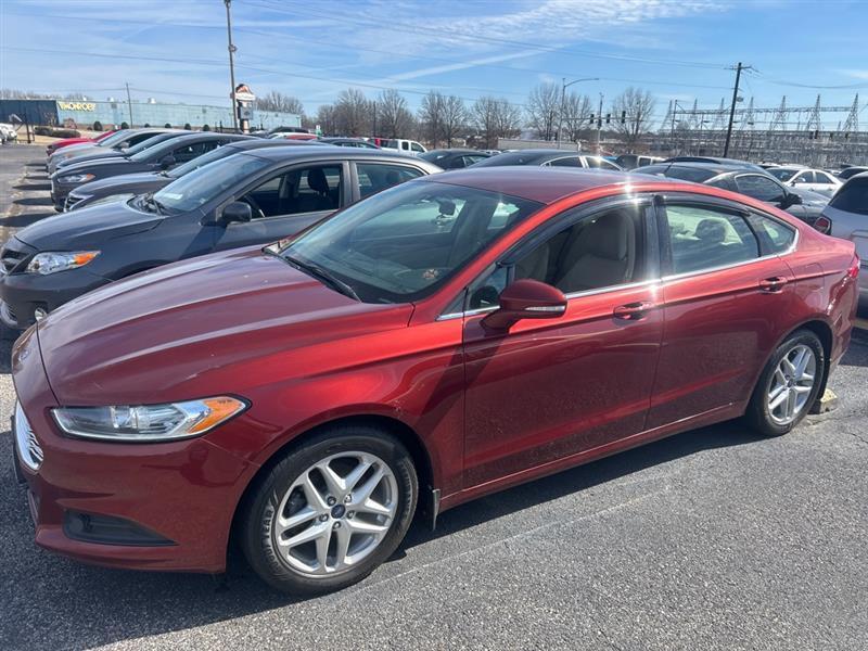 2014 Ford Fusion SE