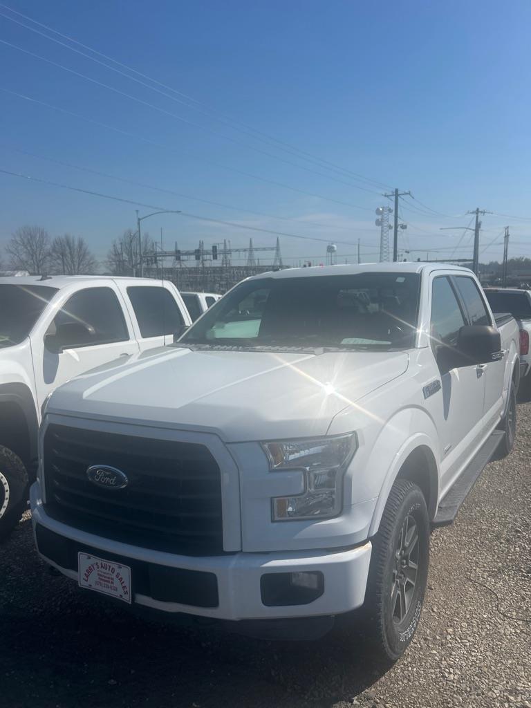 Ford F-150 XL SuperCrew 5.5-ft. Bed 4WD 2015