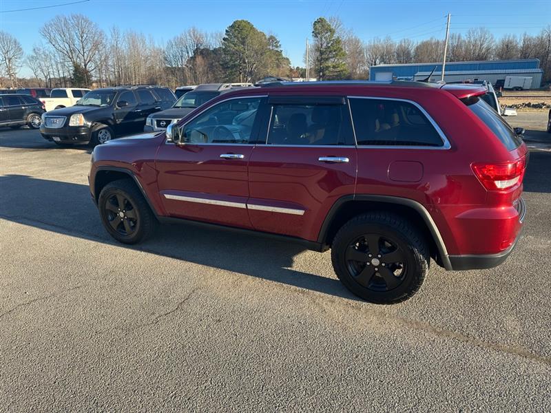 2013 Jeep Grand Cherokee Limited's photo