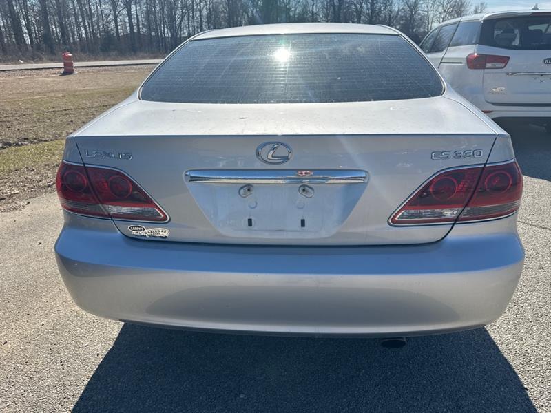 Lexus ES 330 Sedan 2005