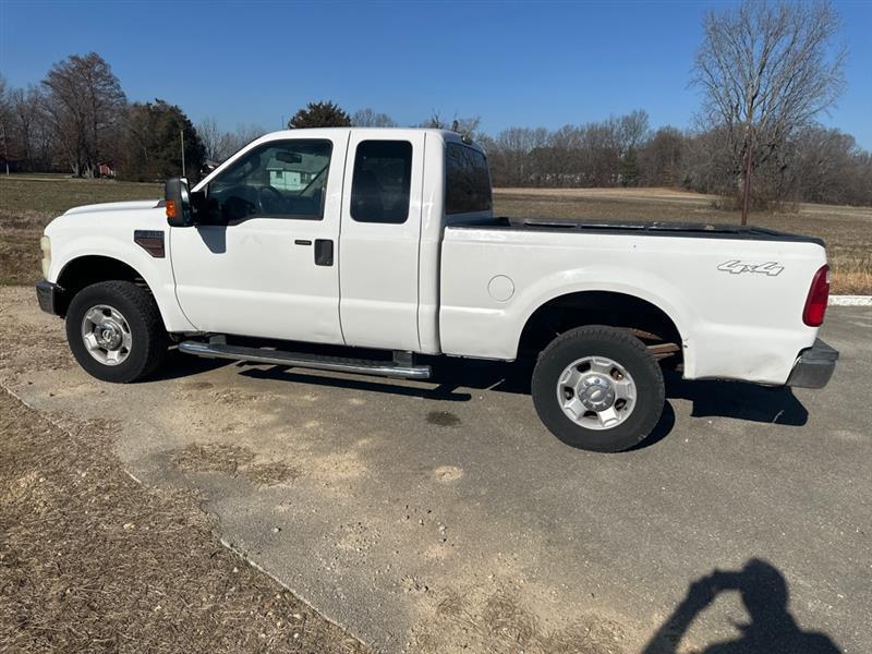 2010 Ford F-250 SD XL SuperCab 4WD