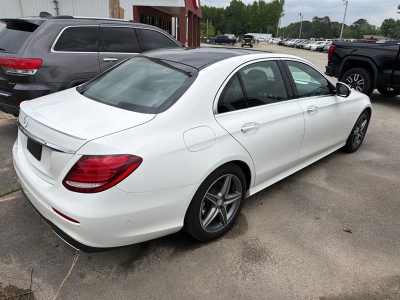 Mercedes-Benz E-Class E300 Luxury Sedan 2017