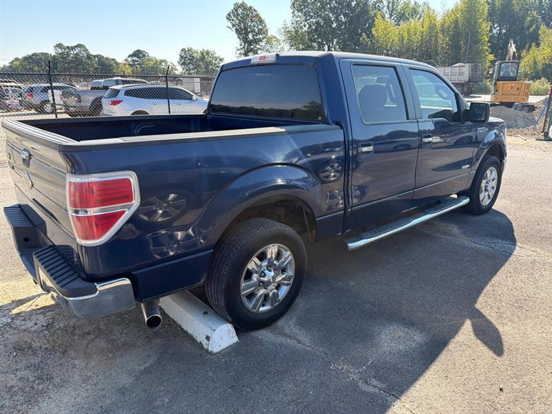 Ford F-150 XL SuperCrew 5.5-ft. Bed 2WD 2011