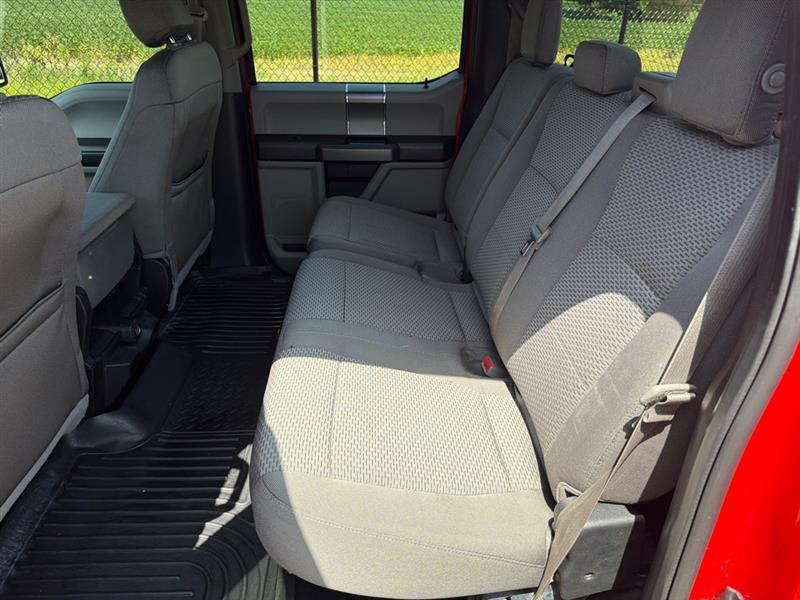 Ford F-150 XL SuperCrew 5.5-ft. Bed 4WD 2016