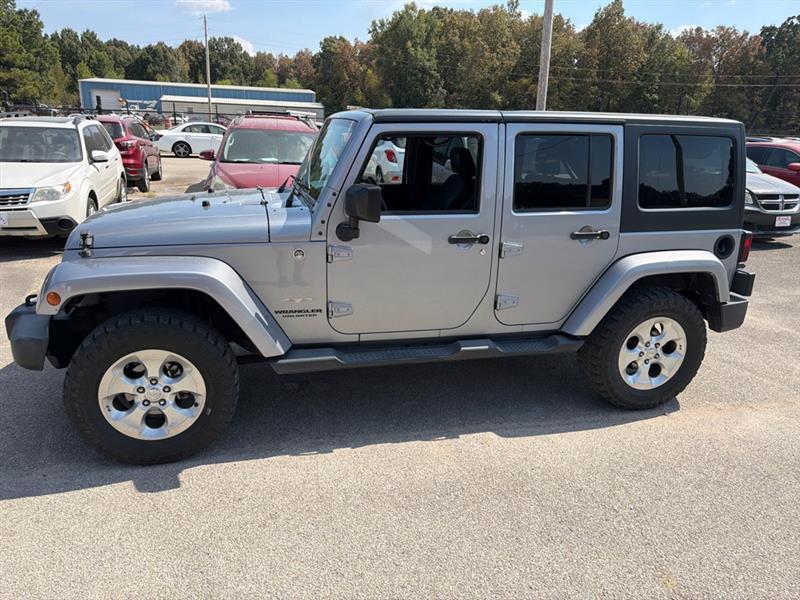 2014 Jeep Wrangler Unlimited Sahara 4WD