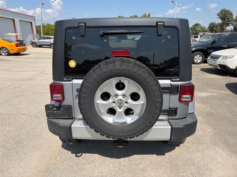Jeep Wrangler Unlimited Sahara 4WD 2014