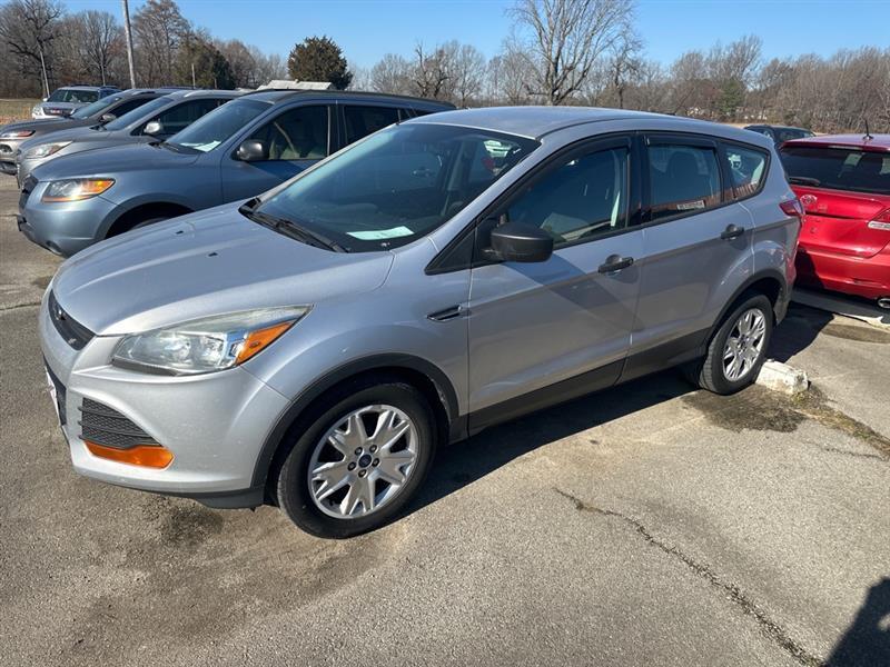 2016 Ford Escape S FWD