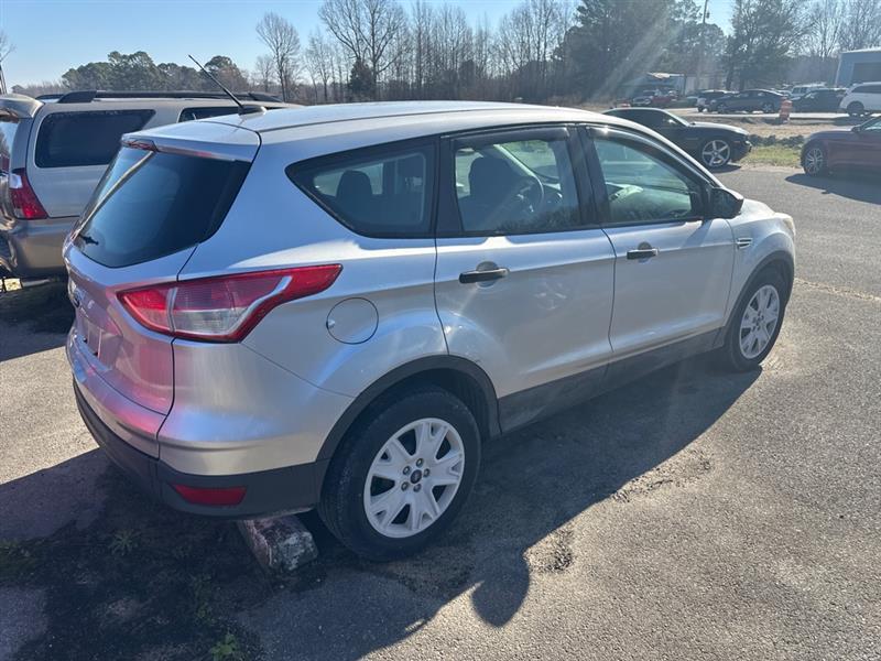 Ford Escape S FWD 2016