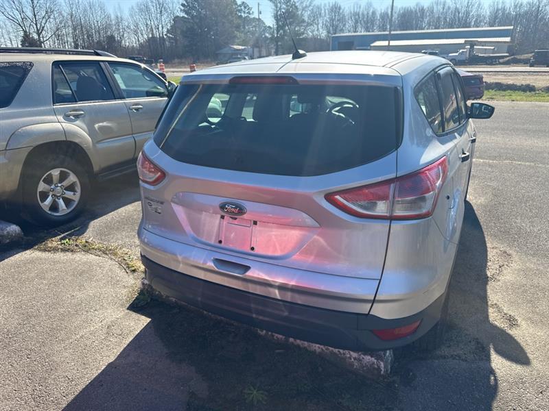 Ford Escape S FWD 2016