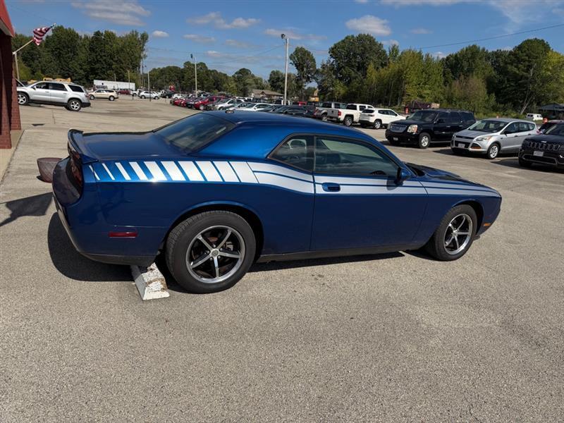 Dodge Challenger SE 2010