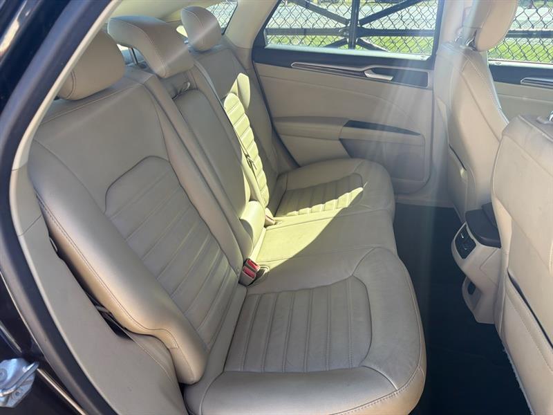 Ford Fusion SE 2014