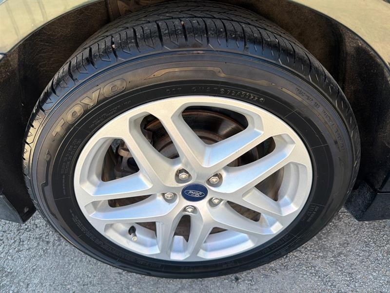 Ford Fusion SE 2014