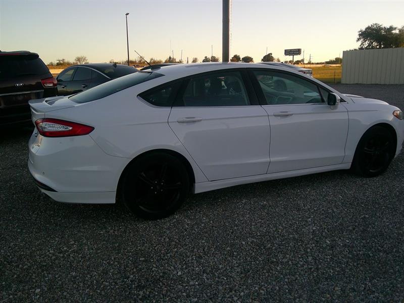 Ford Fusion  2016