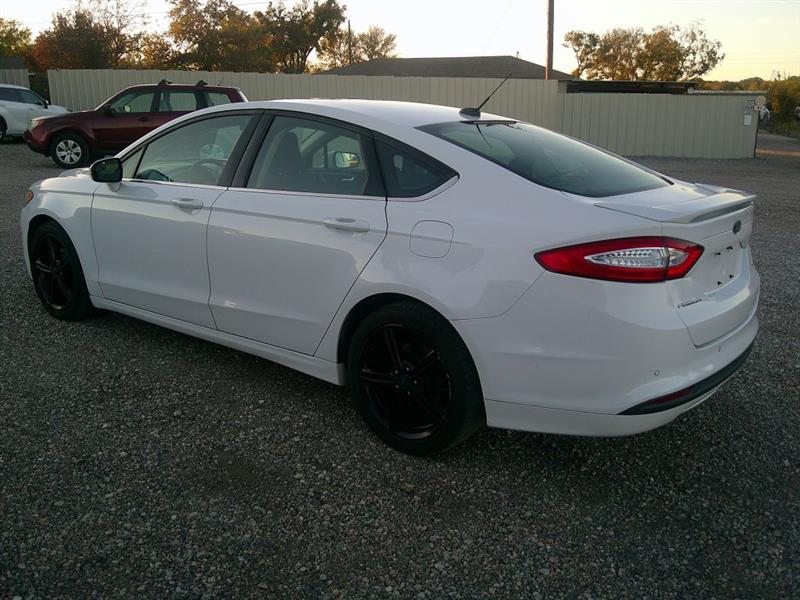 Ford Fusion  2016