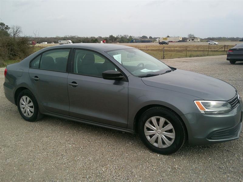 Volkswagen Jetta Base 2013