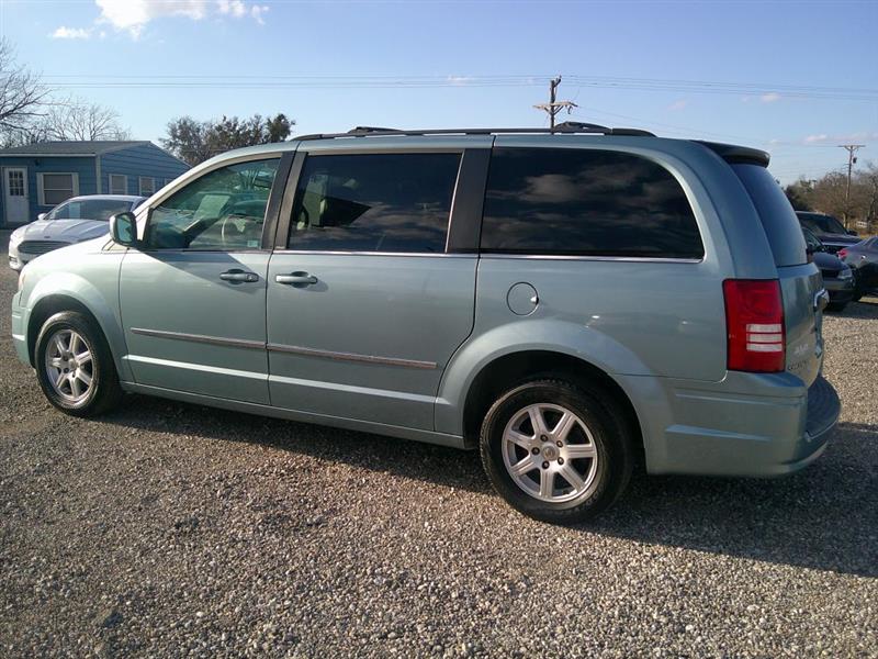 Chrysler Town & Country Touring 2010
