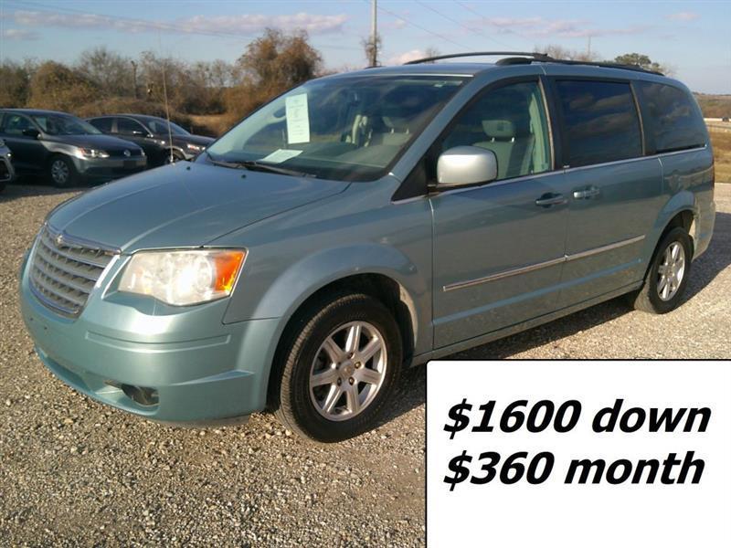 2010 Chrysler Town & Country TOURING