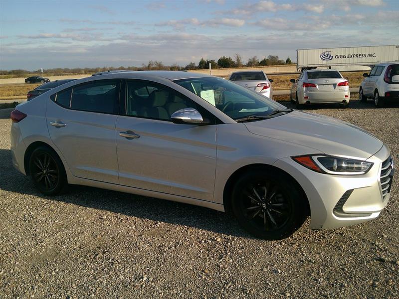 Hyundai Elantra SEL 2018