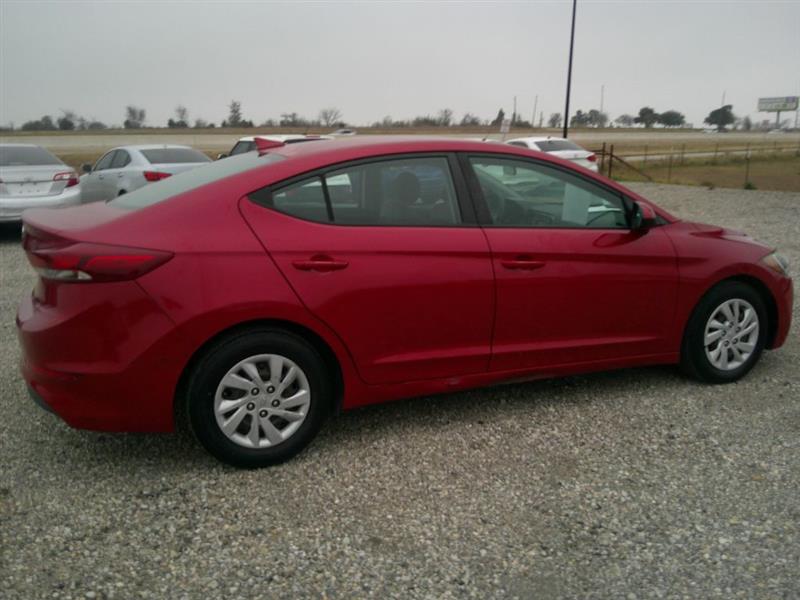 Hyundai Elantra  2017