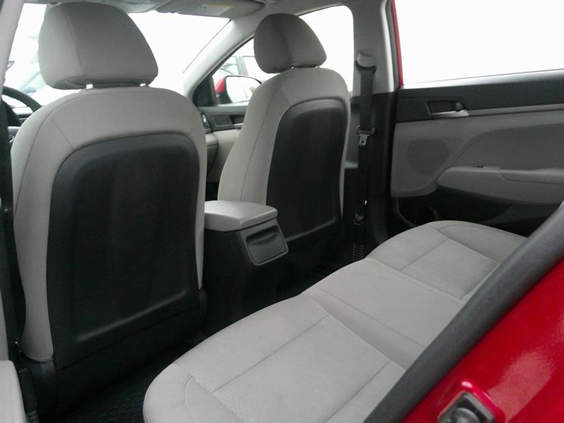 Hyundai Elantra  2017