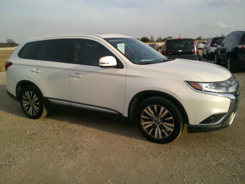 Mitsubishi Outlander  2019