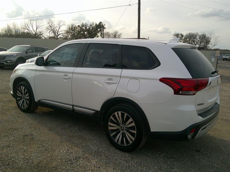 Mitsubishi Outlander  2019