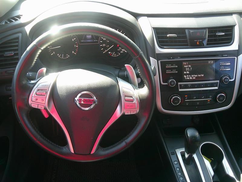 Nissan Altima  2017