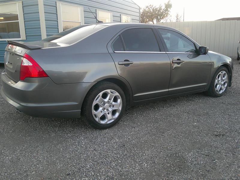 Ford Fusion  2011