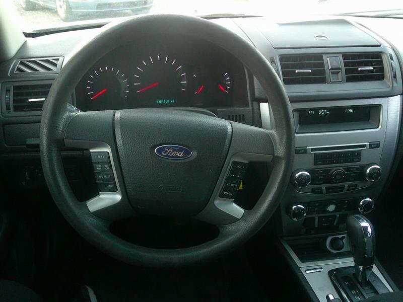 Ford Fusion  2011