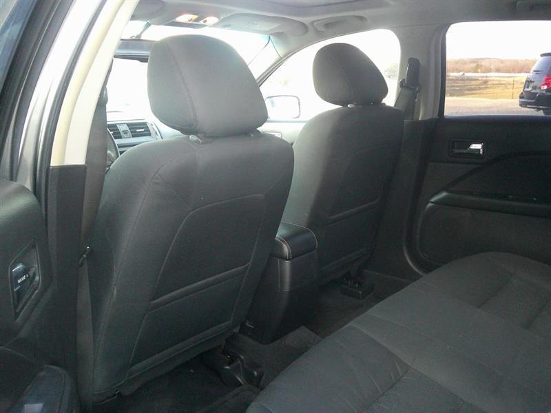 Ford Fusion  2011