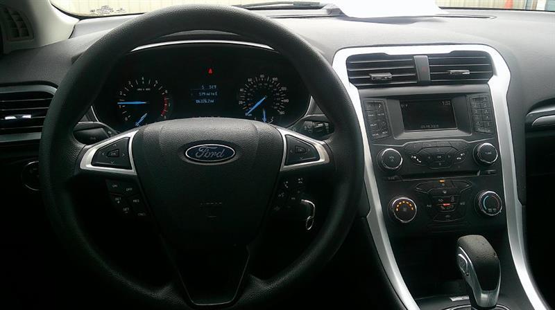 Ford Fusion  2015