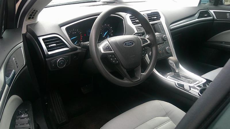 Ford Fusion  2015