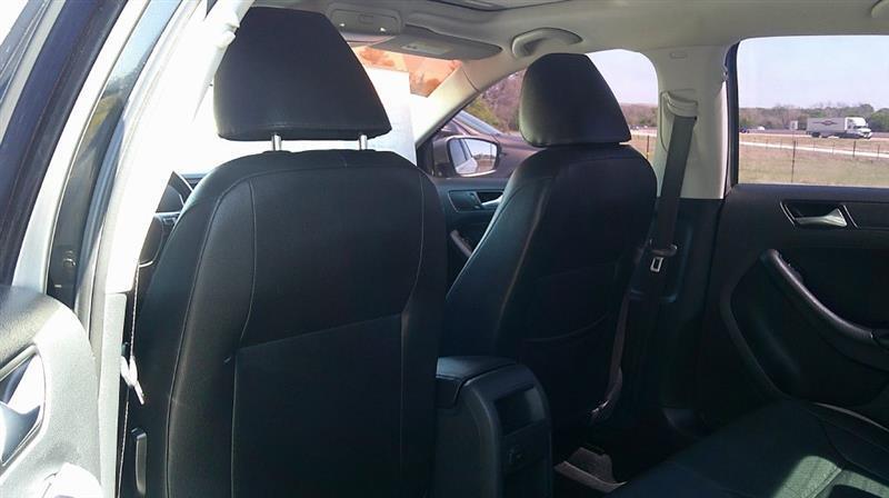 Volkswagen Jetta  2016